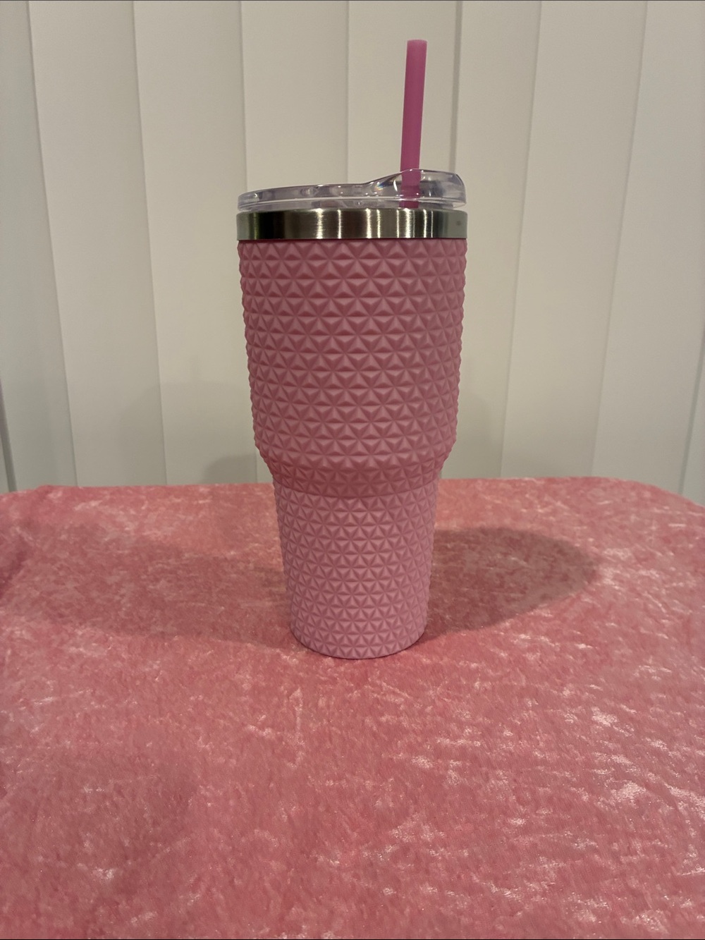 Pink Textured Travel Tumbler with Straw - Unbranded